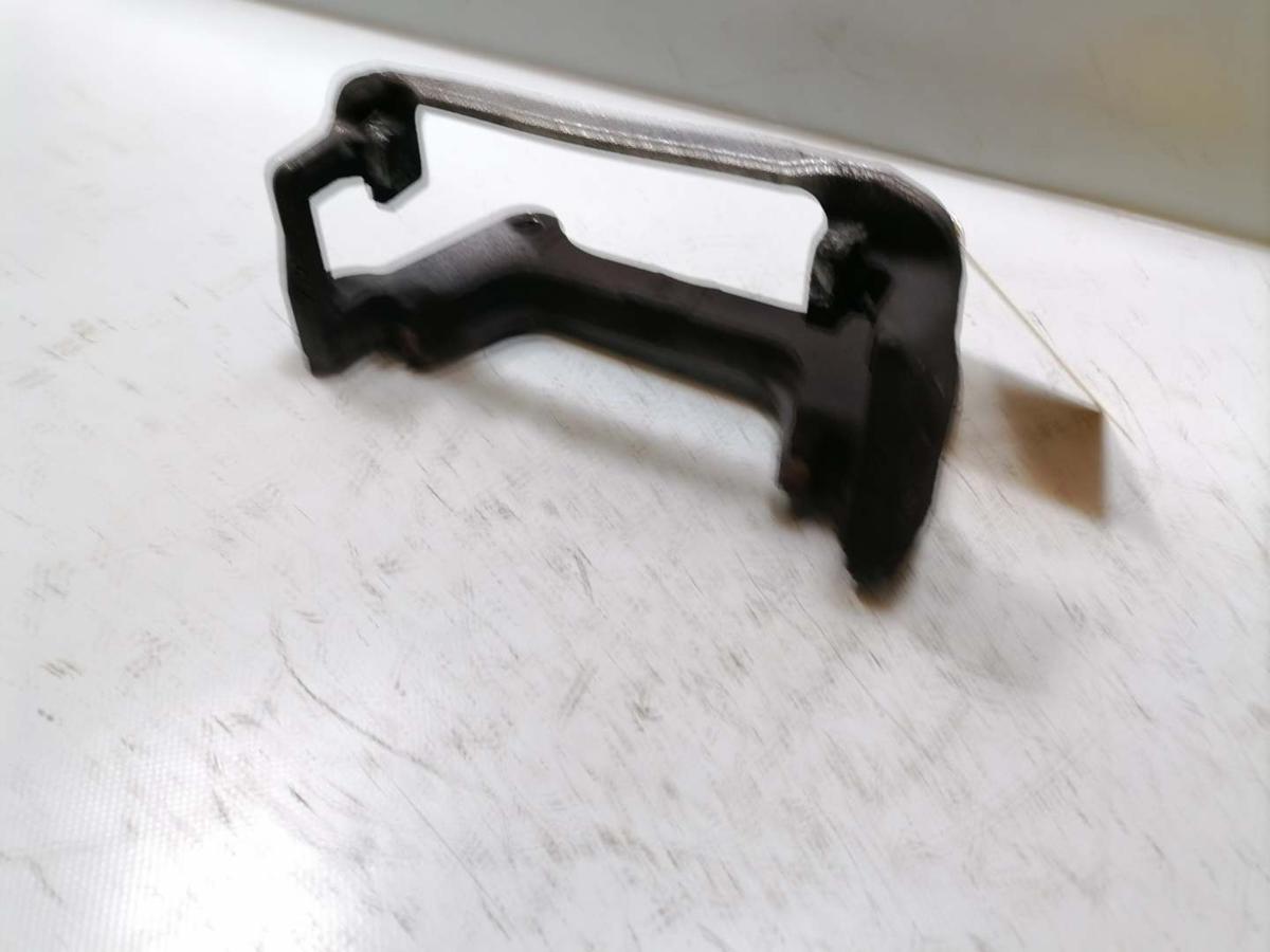 VW Passat B9 original Bremssatteltr&auml;ger vorn 1,5 E-Hybrid 110KW Bj.2024